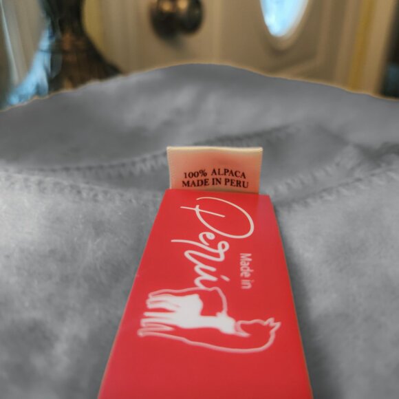 100% Baby Alpaca Brushed Handcrafted Scarf Unisex Warm and Soft NWT - Picture 5 of 6